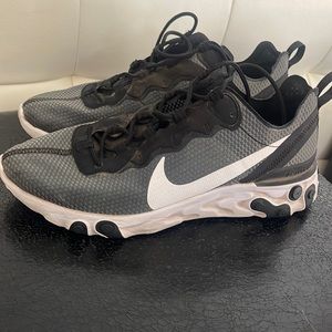 Nike React Element 55 SE